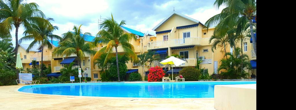Villa In Le Tamier, 4 Bedrooms, 300M Flic En Flac Beach Экстерьер фото