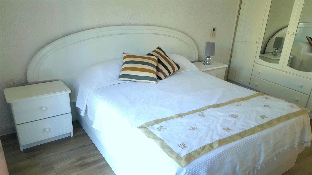Villa In Le Tamier, 4 Bedrooms, 300M Flic En Flac Beach Экстерьер фото