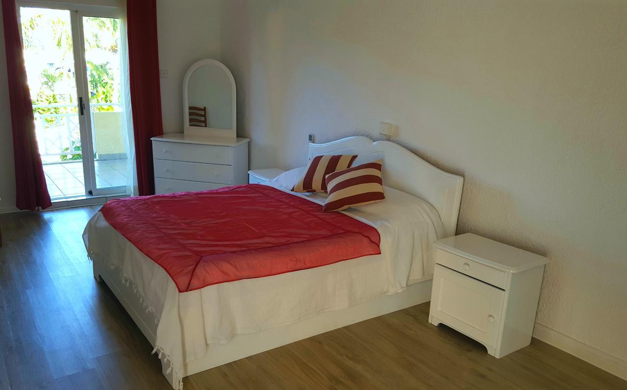 Villa In Le Tamier, 4 Bedrooms, 300M Flic En Flac Beach Экстерьер фото